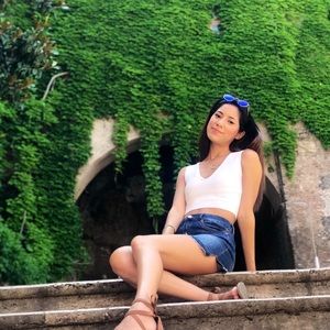 Meet your Posher, Lucy